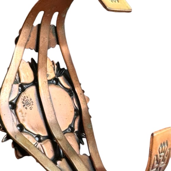 Vintage Bell Trading Southwest Style Copper Oval Turquoise Cuff Bracelet - Picture 4 of 4